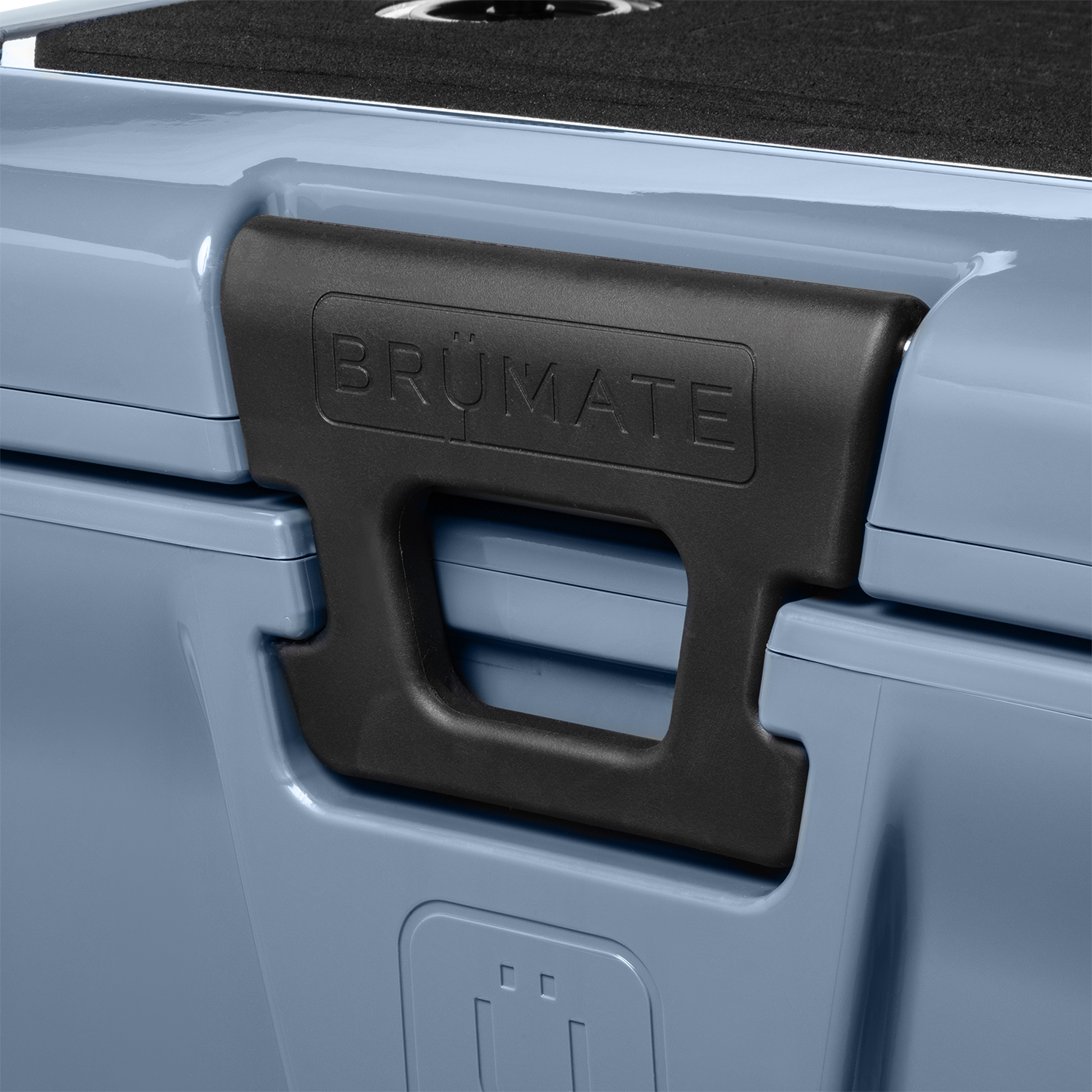 brutank-20qt-r3 BruTank-20-Denim-Latch.png