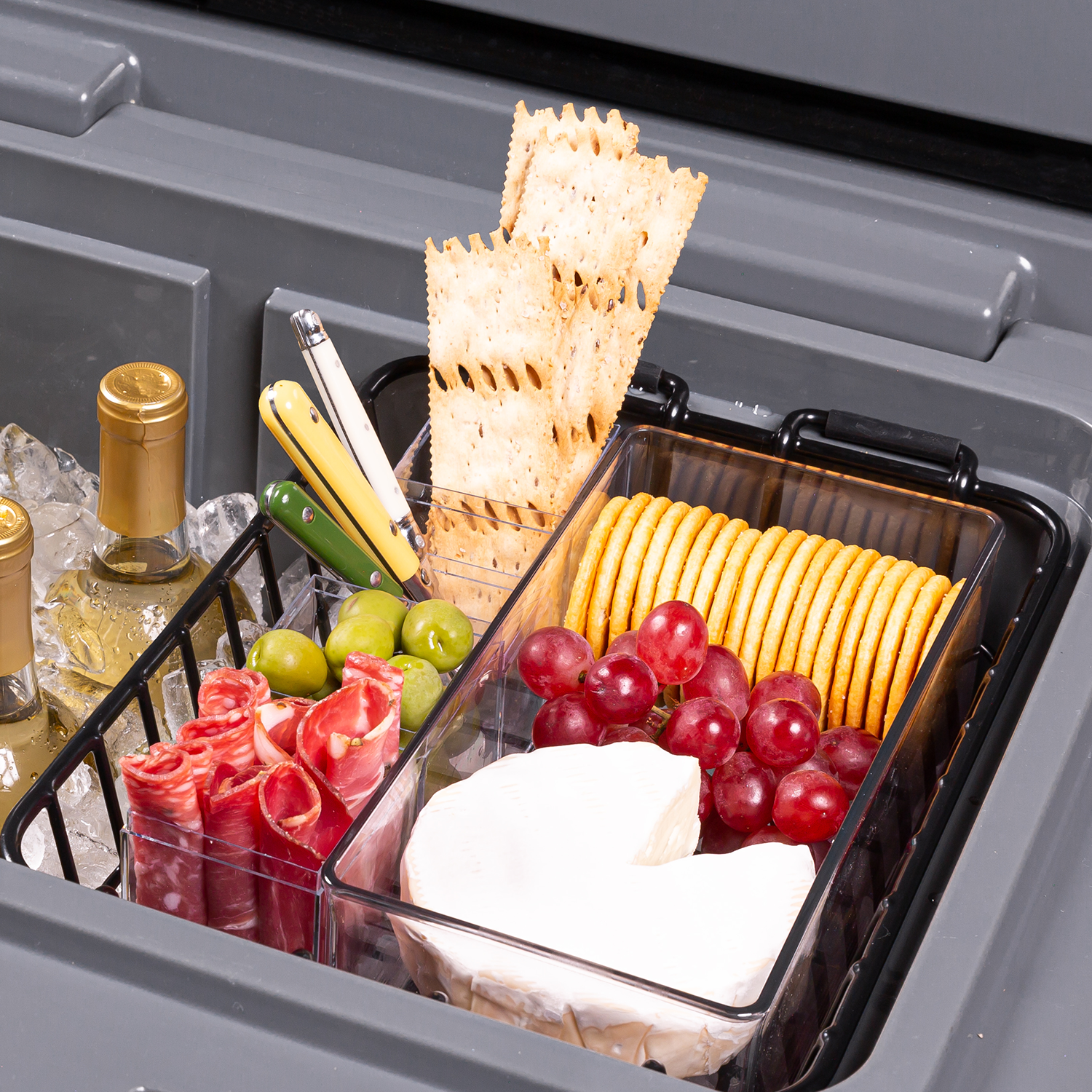 brutank-35qt-55qt-dry-rack-e6 brutank-dry-rack_accessory_alt-1.png