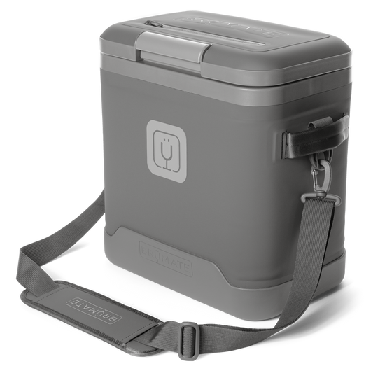 magpack-18-can-l7 magpack_18_graphite_front_strap.png
